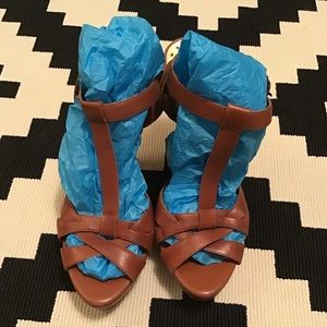 Used BCBG Girls Leather Slim Wedge Sandal